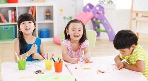 三歲嬰幼兒怎樣進行早教訓練