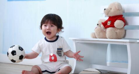 嬰幼兒早教的好處有什么 嬰兒如何早教