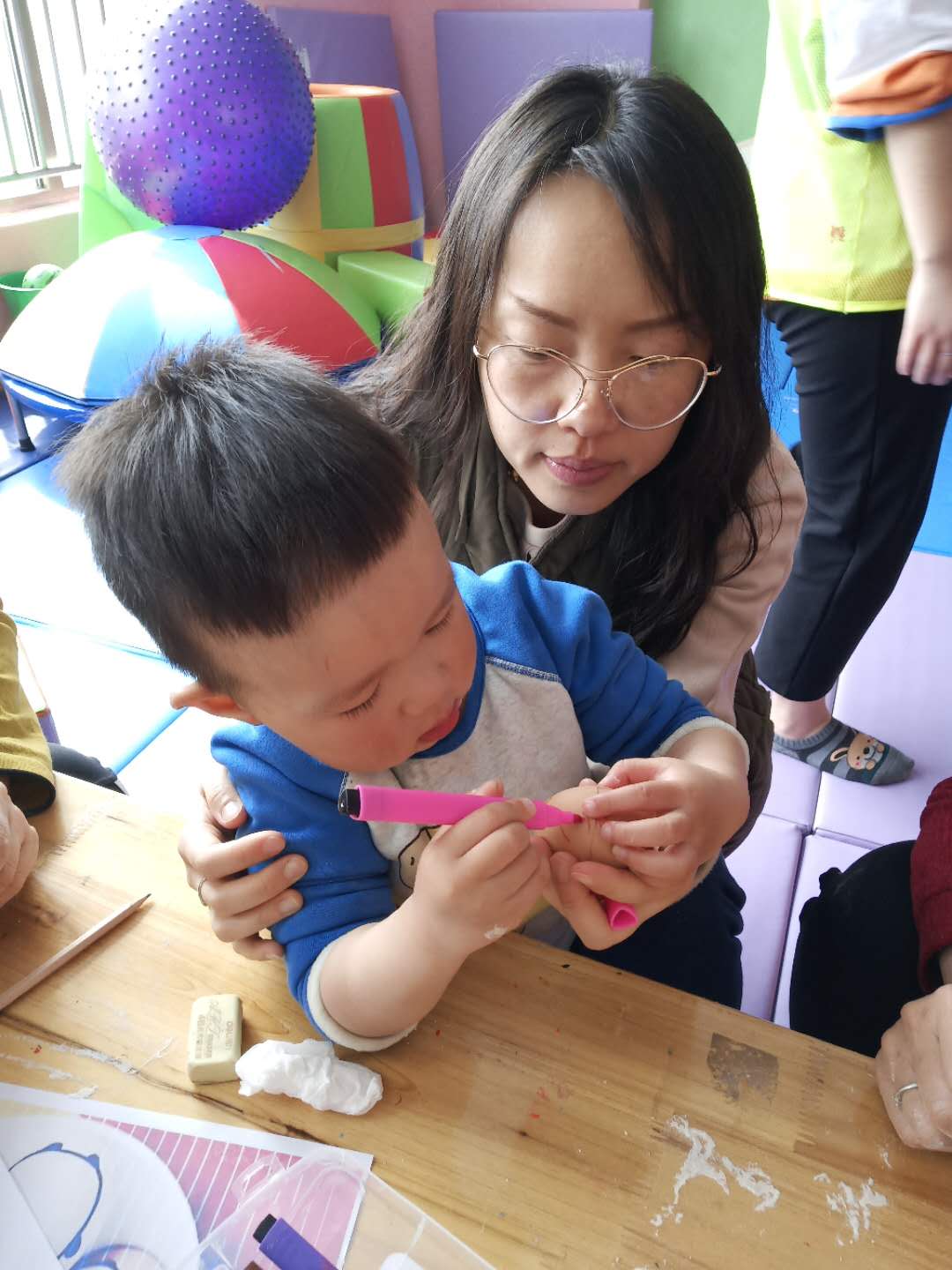 “無規矩不成方圓”，孩子6歲前一定要養成的規矩!