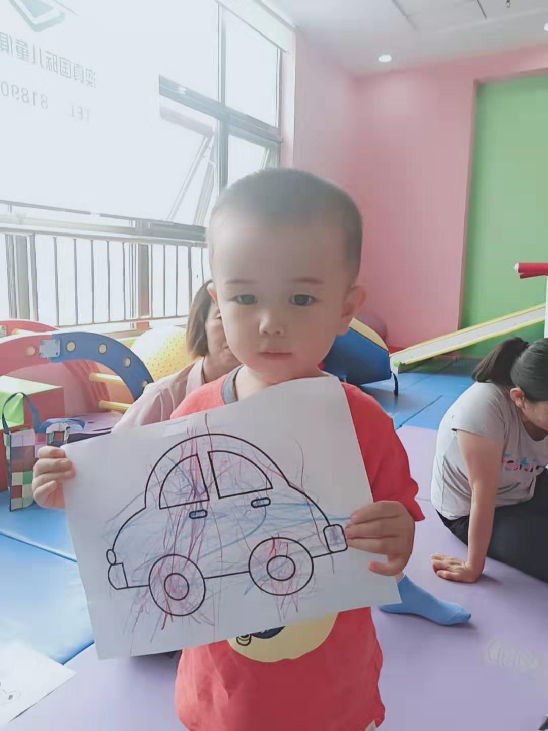京師澳真創意手工課汽車涂色